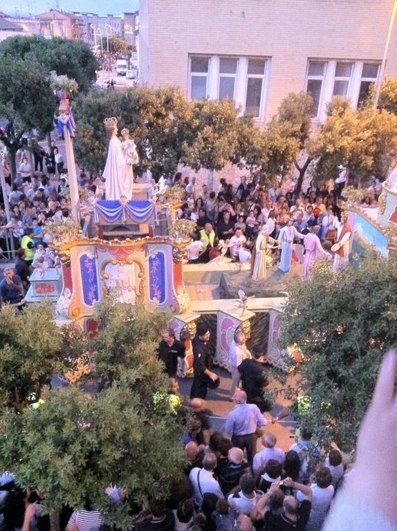 Aurora B&B Ματέρα Δωμάτιο φωτογραφία